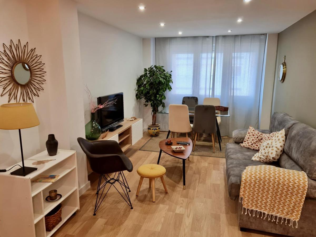 Apartamento Precioso piso para 6 personas en la playa de San Lorenzo Gijón Exterior foto